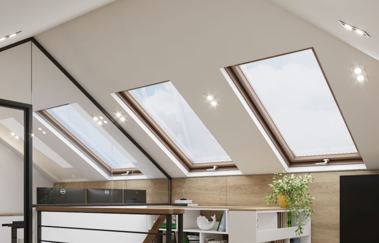 Dlaczego okna dachowe FAKRO zyskują popularność na Podkarpaciu?