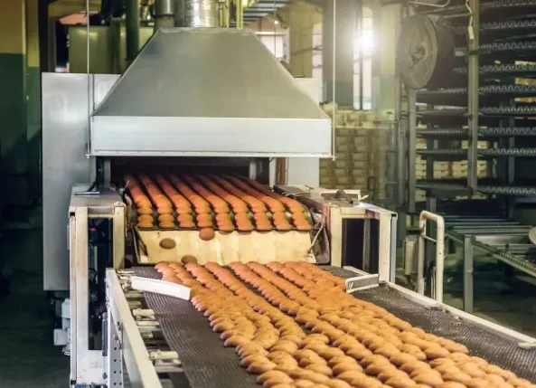 Czy zrobotyzowane maszyny do produkcji ciastek mogą zastąpić tradycyjne linie produkcyjne?